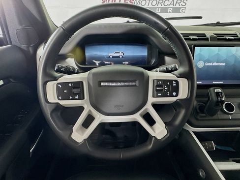 Used 2025 Land Rover Defender 110 S image 11
