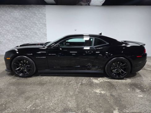 Used 2014 Chevrolet Camaro ZL1 RWD image 2