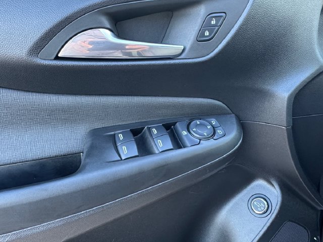 Used 2025 Buick Envista Preferred FWD image 5