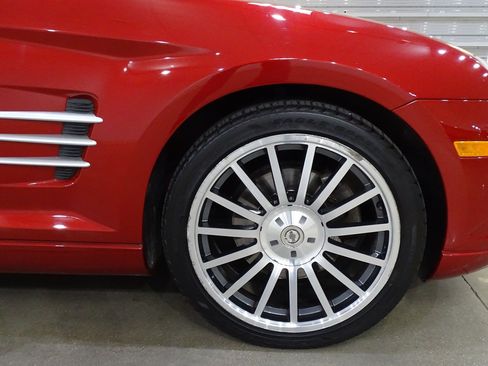 Used 2007 Chrysler Crossfire Convertible w/ Special Edition Group RWD image 33