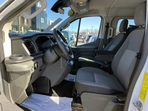Used 2023 Ford Transit 350 XLT image 14