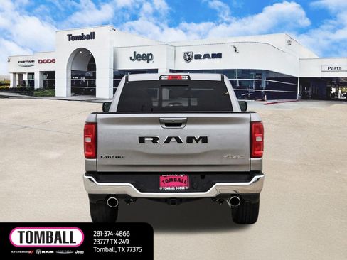 Used 2025 RAM 1500 Laramie AWD/4WD image 6