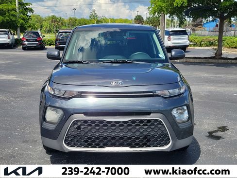 Used 2020 Kia Soul S FWD image 2