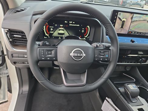 New 2026 Nissan Rogue Platinum w/ Tech Package AWD/4WD image 34
