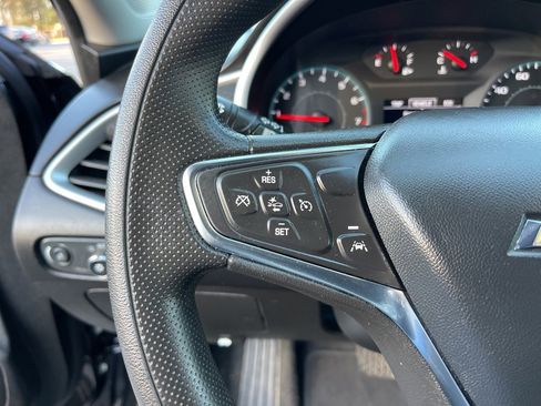 Used 2024 Chevrolet Malibu LT image 16