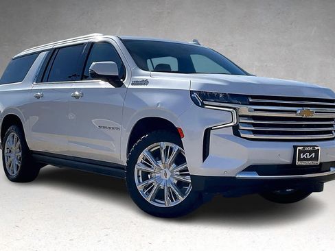 Used 2021 Chevrolet Suburban High Country image 20