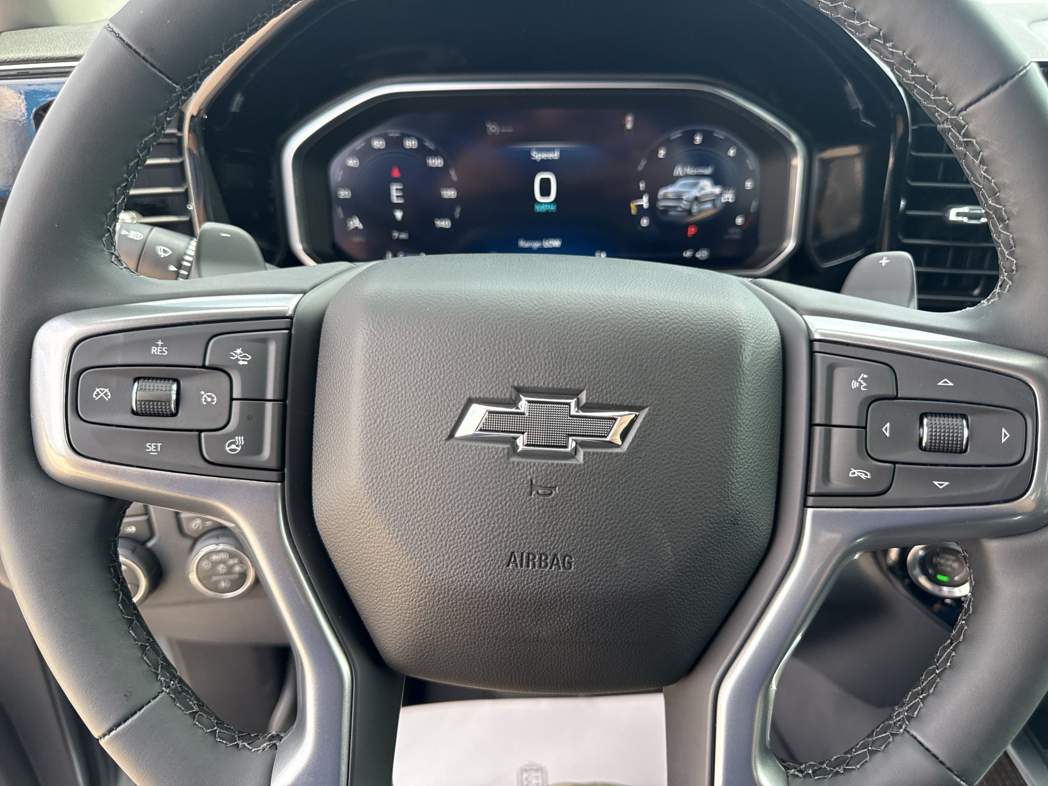 New 2026 Chevrolet Silverado 1500 RST w/ Convenience Package II AWD/4WD image 11
