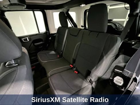 Used 2021 Jeep Wrangler Unlimited Sport AWD/4WD image 30