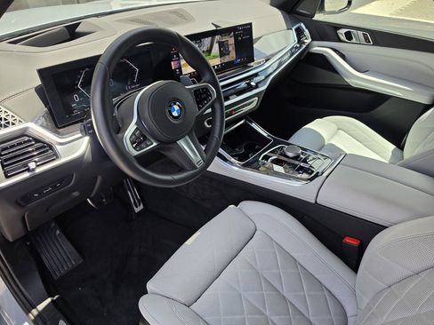 Used 2026 BMW X5 sDrive40i w/ M Sport Package RWD image 24