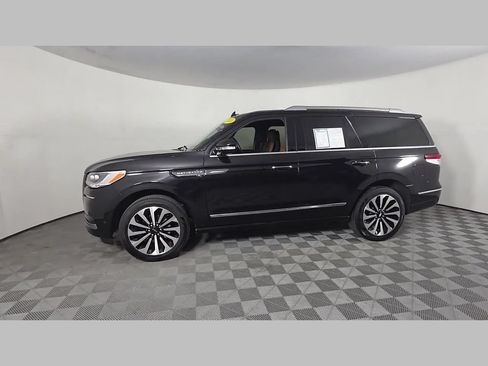 Used 2024 Lincoln Navigator Reserve AWD/4WD image 48