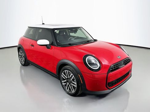 Certified 2025 MINI Cooper 2-Door Hardtop image 3