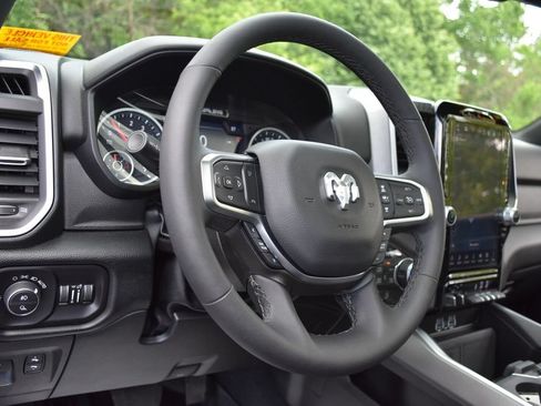 Used 2026 RAM 1500 Big Horn AWD/4WD image 13