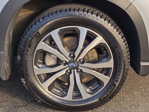 Used 2022 Subaru Forester Limited image 8