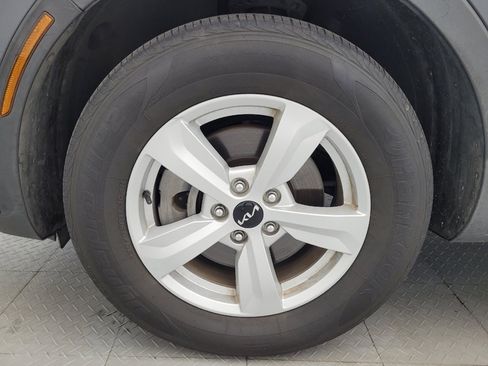 Used 2022 Kia Sorento LX FWD image 31