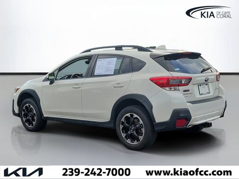 Used 2023 Subaru Crosstrek 2.0i Premium w/ Popular Package #3 AWD/4WD image 4