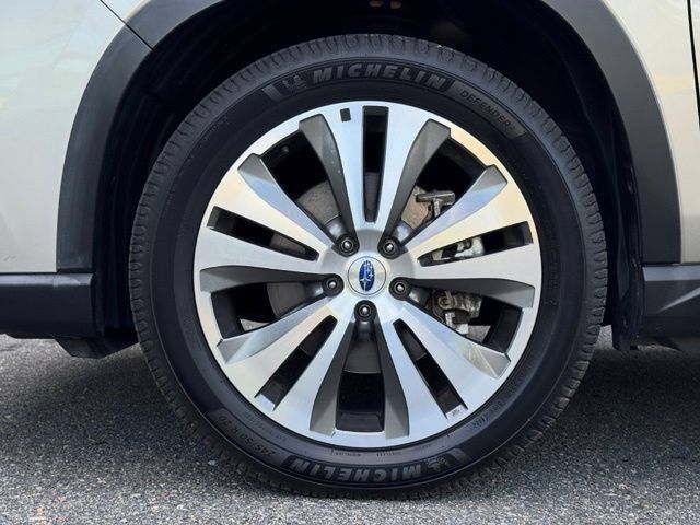 Used 2020 Subaru Ascent Limited w/ Technology Package AWD/4WD image 7