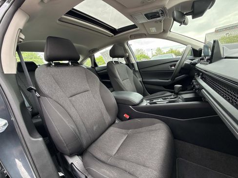 Certified 2023 Honda Accord EX image 13