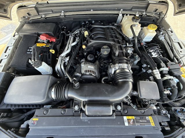 Used 2022 Jeep Gladiator Rubicon AWD/4WD image 25