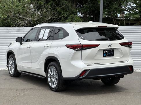 Used 2020 Toyota Highlander Limited AWD/4WD image 13