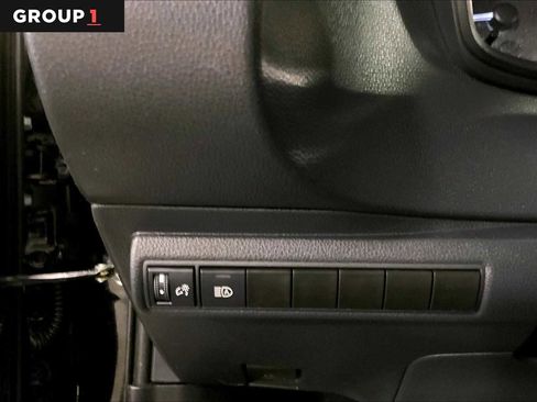 Used 2023 Toyota Corolla LE image 33