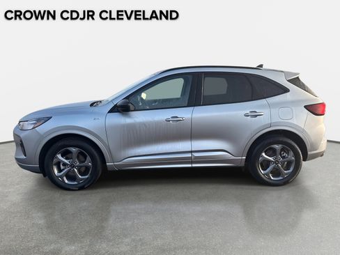 Used 2023 Ford Escape ST-Line AWD/4WD image 8
