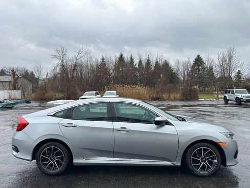 Used 2018 Honda Civic LX image 10