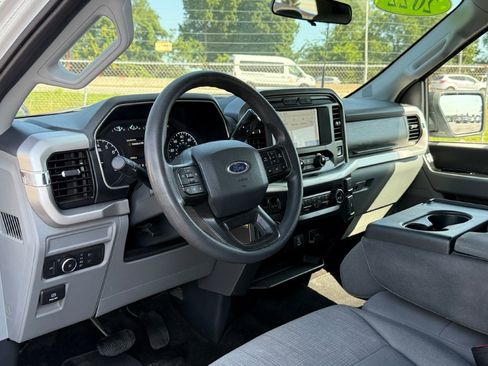 Used 2022 Ford F150 XLT w/ Trailer Tow Package RWD image 13