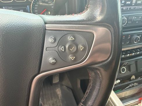 Used 2019 GMC Sierra 3500 SLT w/ Duramax Plus Package AWD/4WD image 17