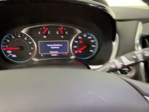 Used 2020 Chevrolet Traverse LT FWD image 27