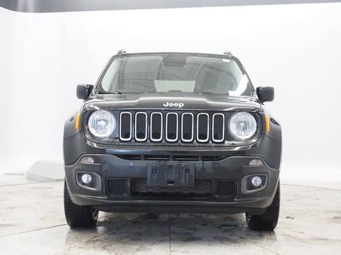 Used 2017 Jeep Renegade Latitude w/ Cold Weather Group image 12