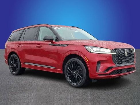 New 2026 Lincoln Aviator Reserve w/ Jet Appearance Package image 2