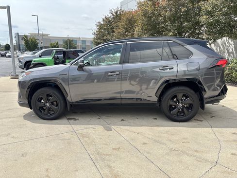 Used 2020 Toyota RAV4 XSE w/ XSE Grade Weather Package AWD/4WD image 8