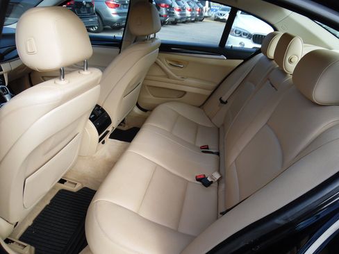 Used 2014 BMW 528i xDrive Sedan image 19