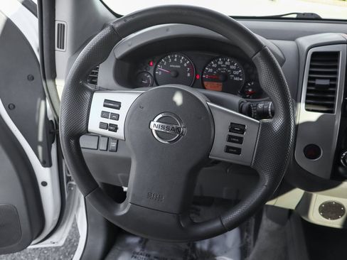 Used 2018 Nissan Frontier S image 24