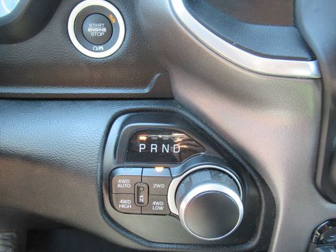 Used 2021 RAM 1500 Big Horn AWD/4WD image 27