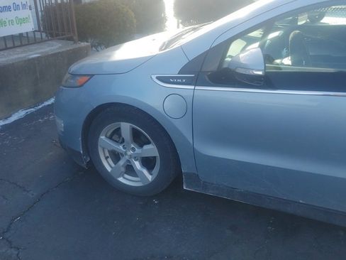 Used 2014 Chevrolet Volt Base w/ Enhanced Safety Package 1 image 11