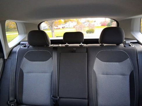 Used 2022 Volkswagen Taos S image 23