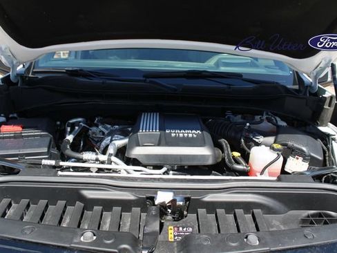 Used 2024 Chevrolet Silverado 1500 ZR2 w/ Technology Package AWD/4WD image 12