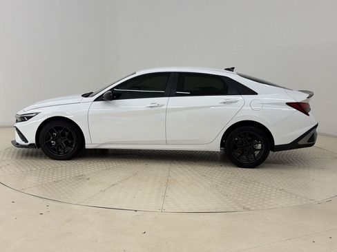 Used 2026 Hyundai Elantra Sport FWD image 2