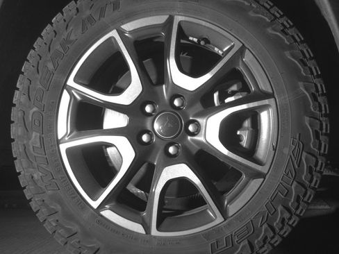 Used 2025 Jeep Compass Trailhawk AWD/4WD image 13