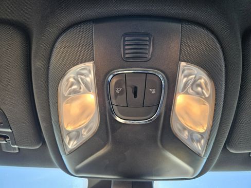 Used 2024 Jeep Compass Limited image 20