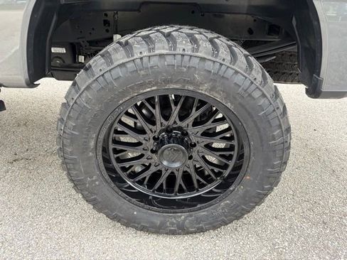 Used 2025 Ford F250 Platinum AWD/4WD image 37