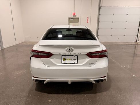 Used 2021 Toyota Camry XSE image 6