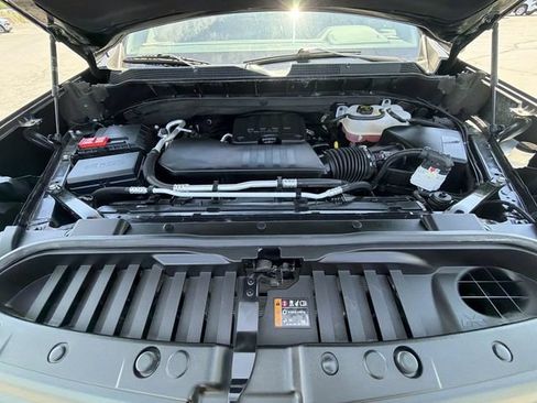 Certified 2024 Chevrolet Silverado 1500 LT AWD/4WD image 31
