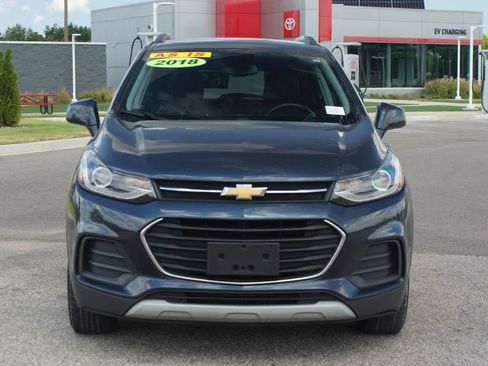Used 2018 Chevrolet Trax LT w/ LT Convenience Package AWD/4WD image 14