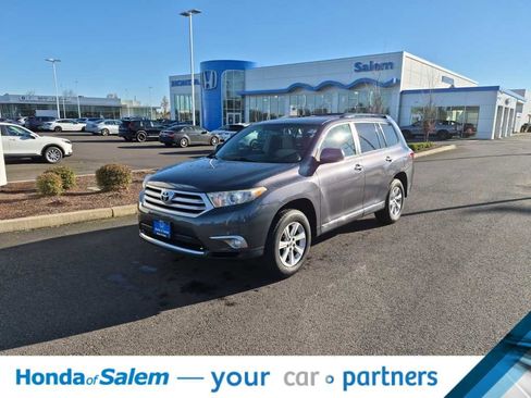 Used 2012 Toyota Highlander 4WD image 1