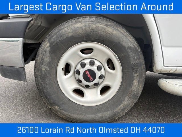 Used 2025 GMC Savana 2500 w/ Driver Convenience Package RWD image 16