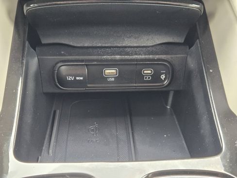 Certified 2025 Kia Telluride SX image 19