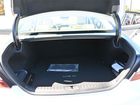 New 2026 Genesis G70 2.5T Prestige image 17