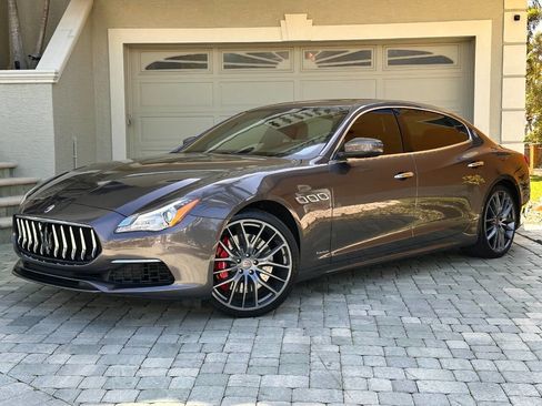 Used 2017 Maserati Quattroporte GTS GranLusso RWD image 27